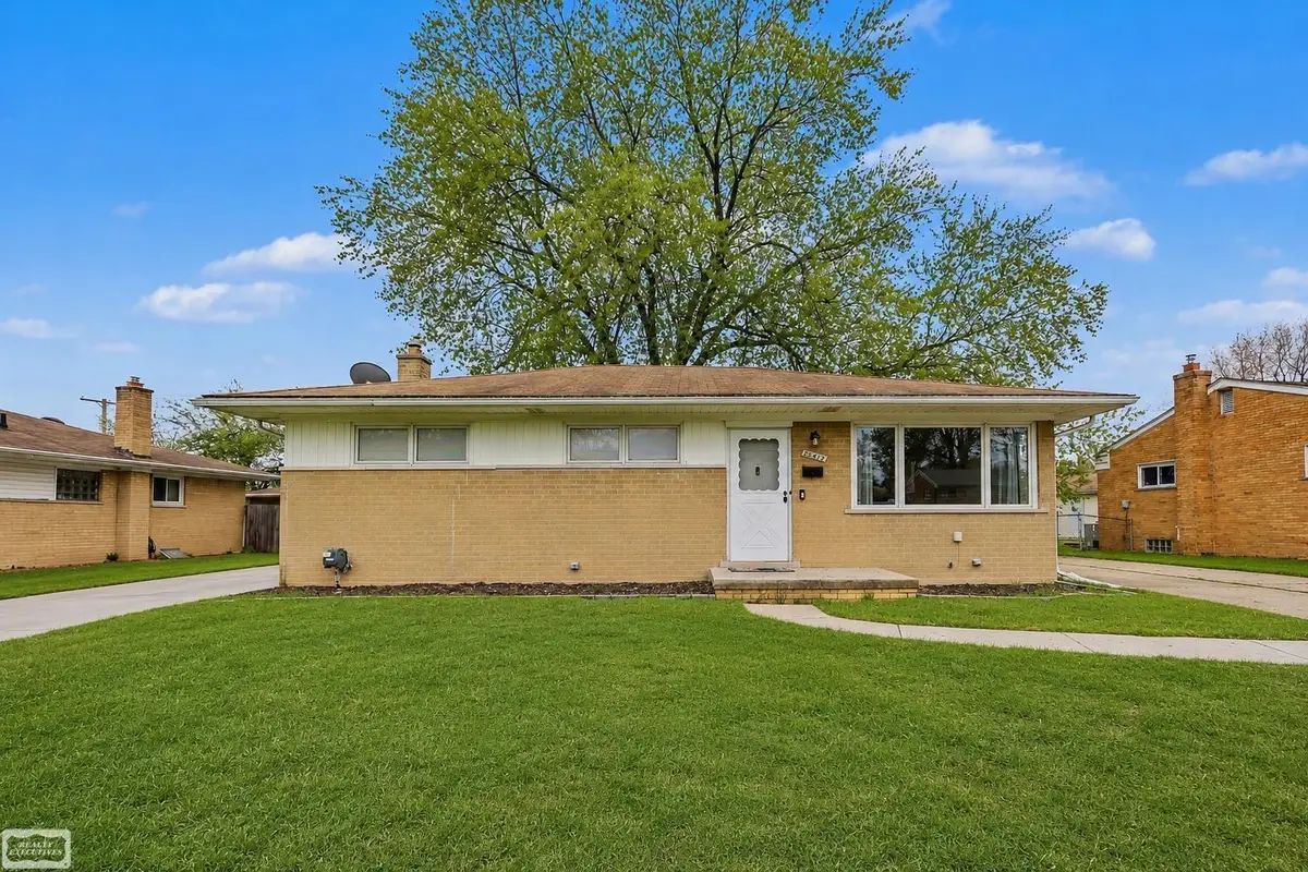 35515 Golden ST, Clinton Township, MI 48035 - #1