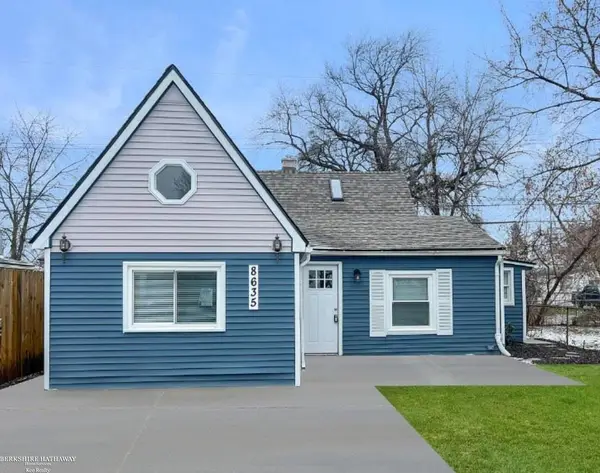 8635 Continental AVE, Warren, MI 48089