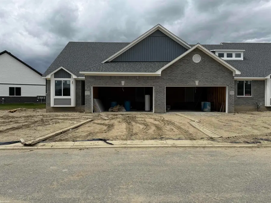 48303 Frangrove LN, Chesterfield, MI 48051 - #2