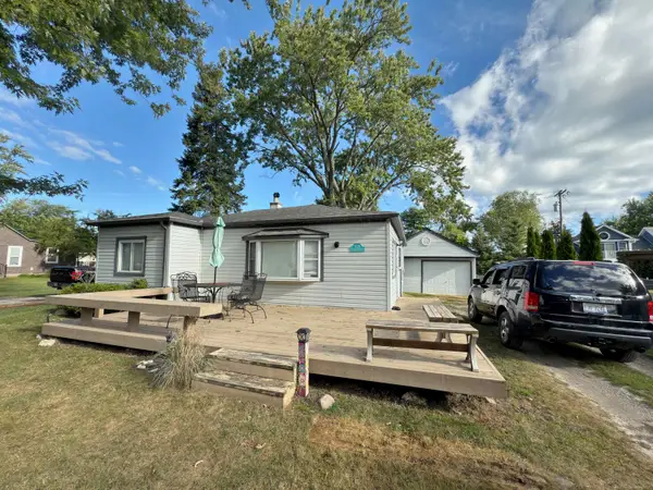 7525 Elmwood  RD, Lexington, MI 48450