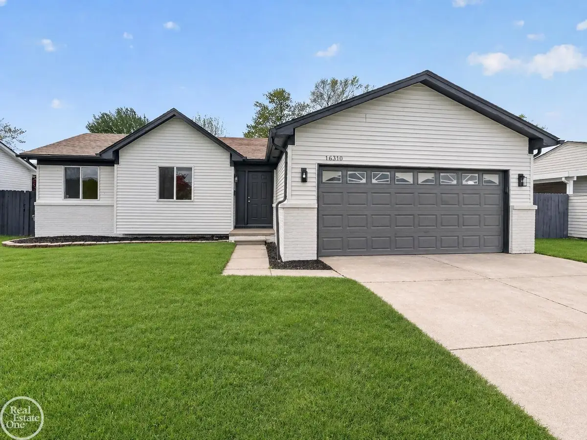 16310 E 11 Mile RD, Roseville, MI 48066 - #1