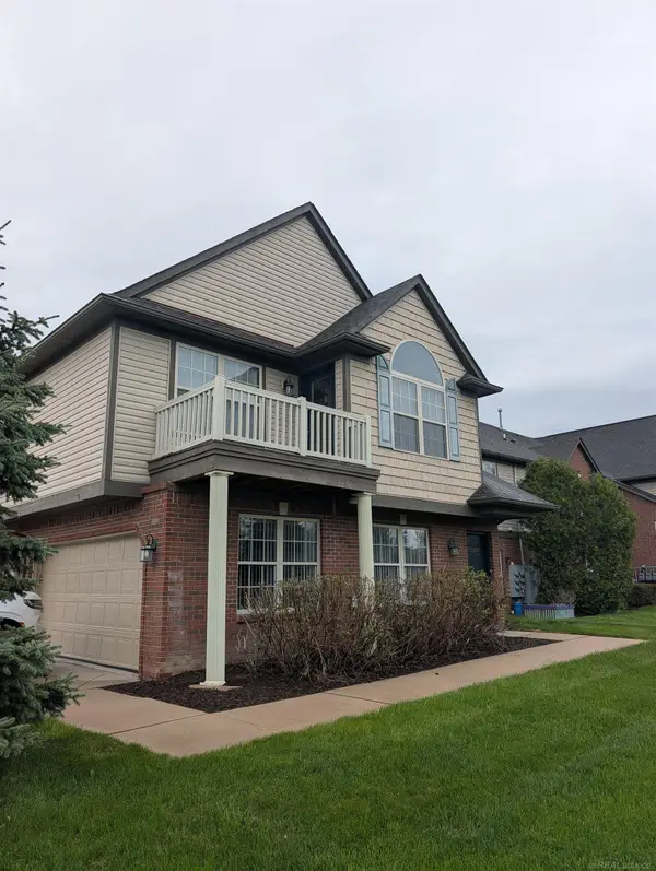 32974 Redstone DR, Chesterfield, MI 48047