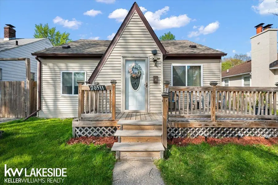 20511 Kenosha ST, Harper Woods, MI 48225 - #3