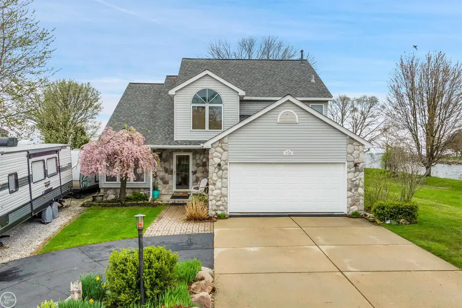 37330 Lakeshore DR, Harrison Township, MI 48045 - #3