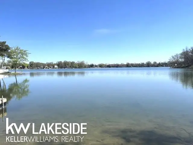 1576 Bayview St ST, Orion, MI 48362 - #1