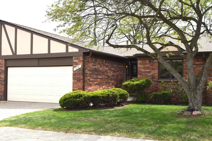29683 Beech Nut DR, Warren, MI 48092 - #2