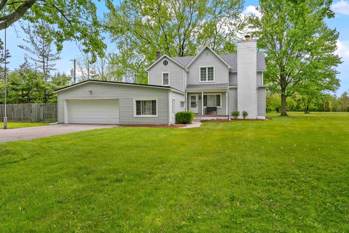 18224 Millar RD, Clinton Township, MI 48036 - #1