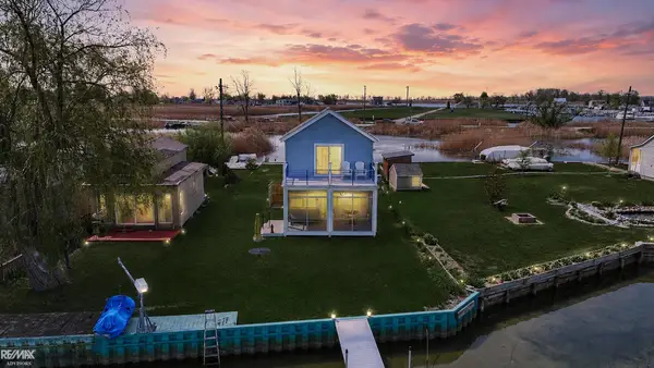 7286 South Channel DR, HarsensIsland, MI 48028