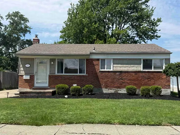 17851 Rainbow ST, Fraser, MI 48026