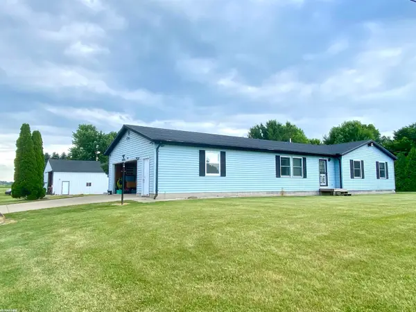 17250 Armada Center RD, Armada, MI 48005