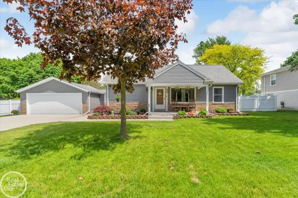 47840 Greenview RD, ShelbyTwp, MI 48317