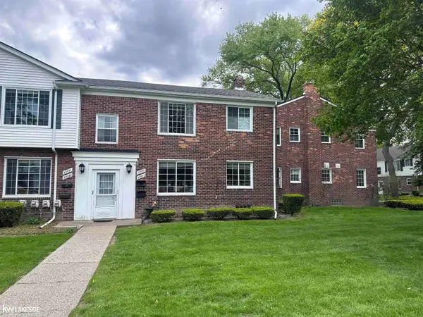 22995 Gary LN, StClairShores, MI 48080