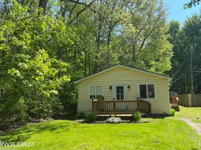 9083 Island DR, Pearl Beach, MI 48001 - #1