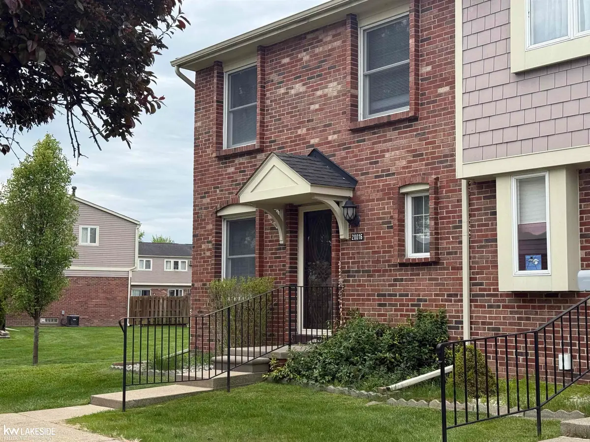 20016 Great Oaks Circle North ST, Clinton Township, MI 48038 - #1