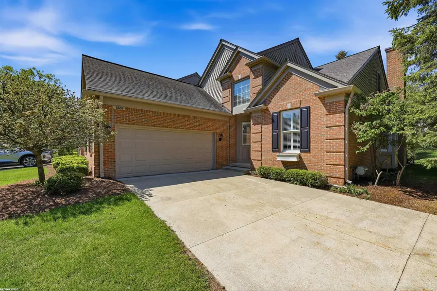 1368 Rock Valley DR, Rochester, MI 48307 - #2