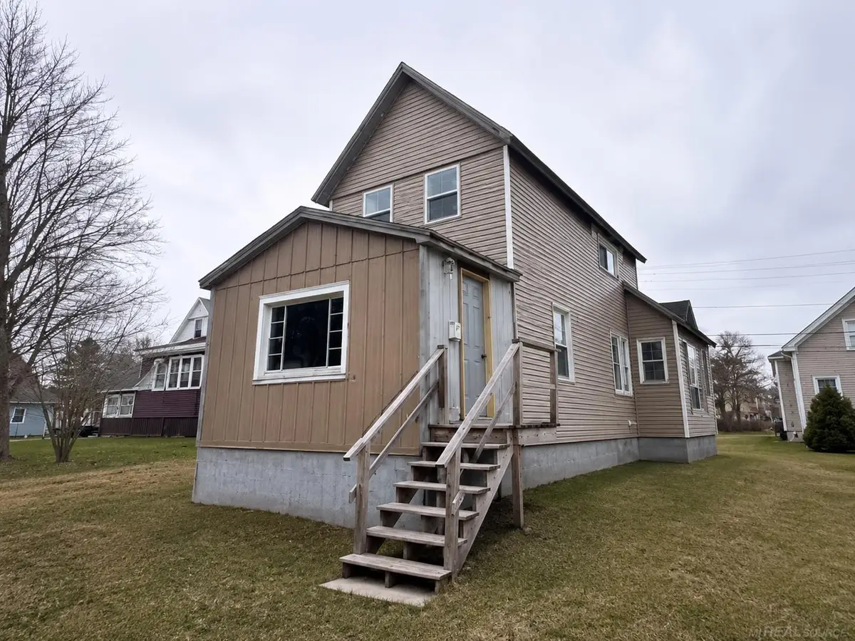 416 S Calumet ST, Calumet, MI 49913 - #1