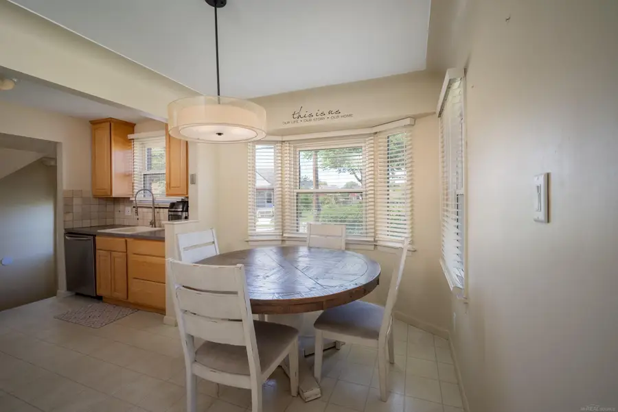 15214 Nehls AVE, Eastpointe, MI 48021 - #3