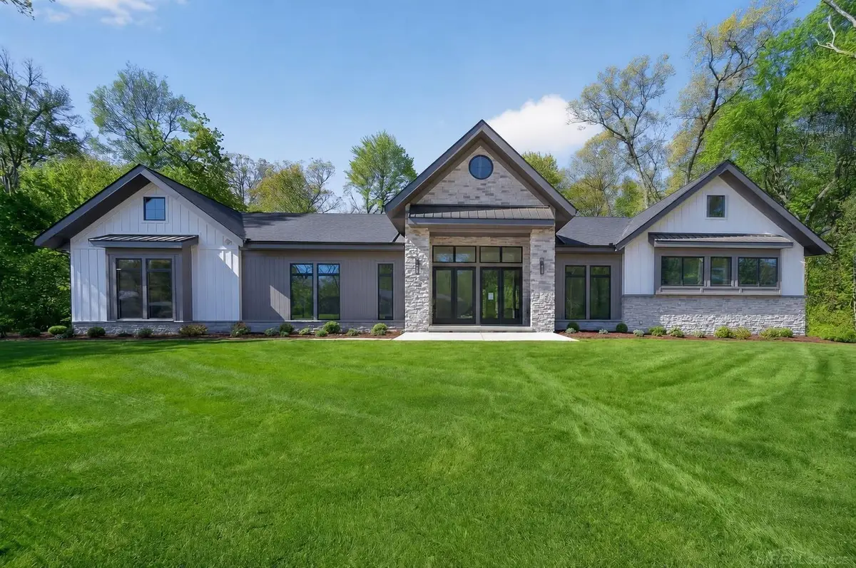 71234 Rolling Ridge CT, Niles, MI 49120 - #1