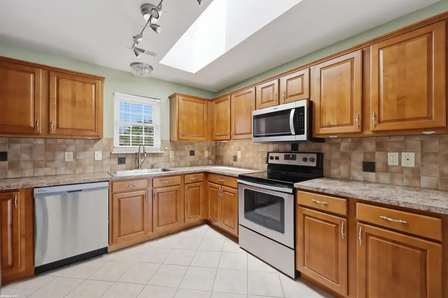 45653 Gable DR, Macomb, MI 48044 - #2
