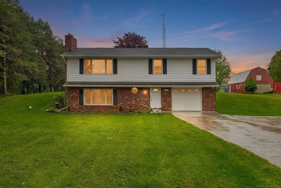 4394 Deckerville RD, Deckerville, MI 48427 - #2
