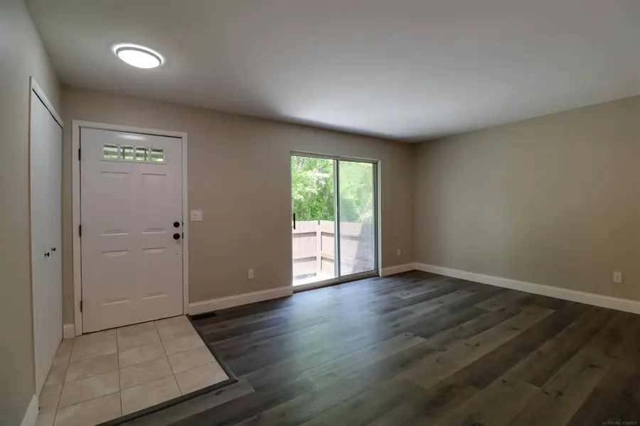 35338 Bristlecone DR, Clinton Township, MI 48035 - #2