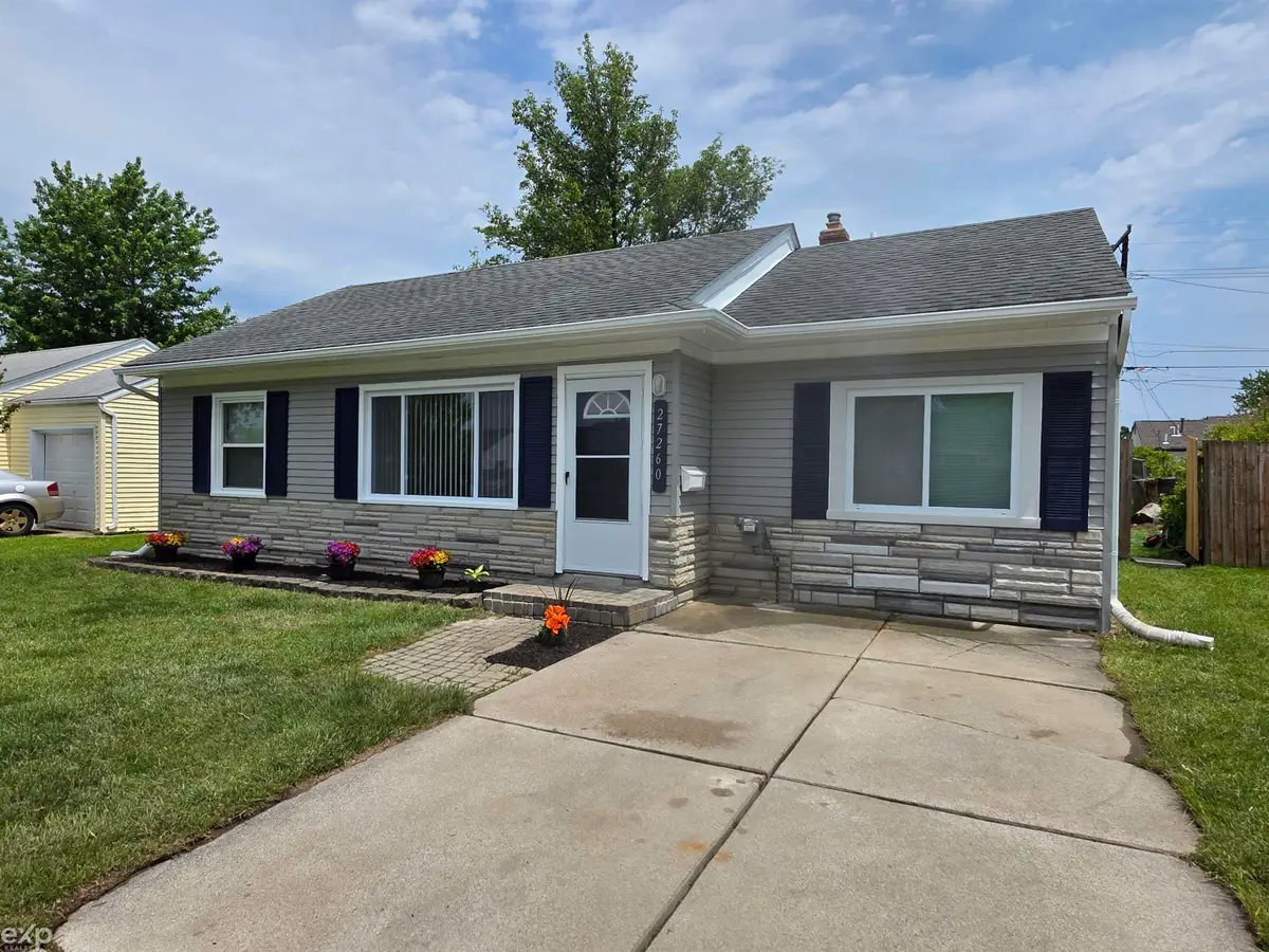27260 Woodmont ST, Roseville, MI 48066 - #1