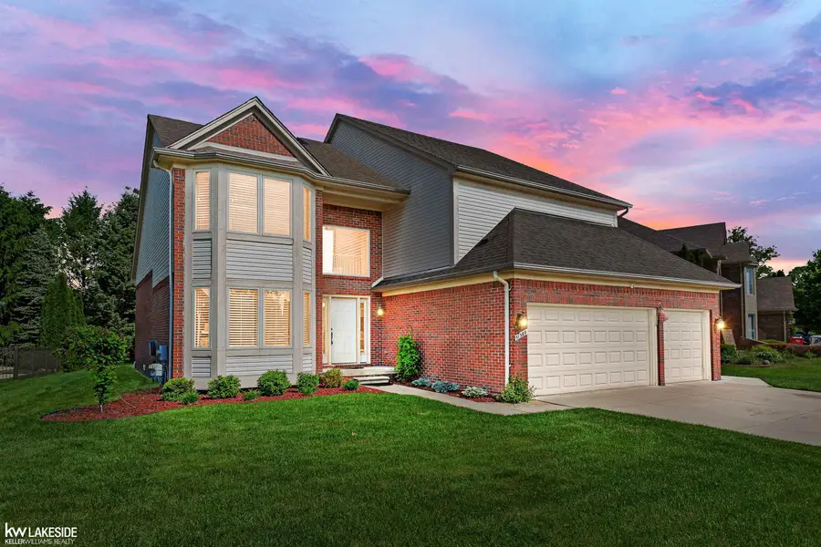 51389 Midland CIR, Macomb, MI 48042 - #2