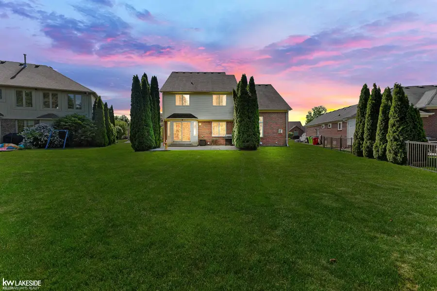 51389 Midland CIR, Macomb, MI 48042 - #3
