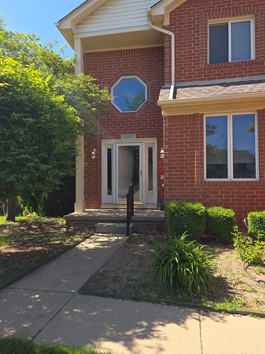 11087 Shadow Creek CT, Sterling Heights, MI 48313 - #3