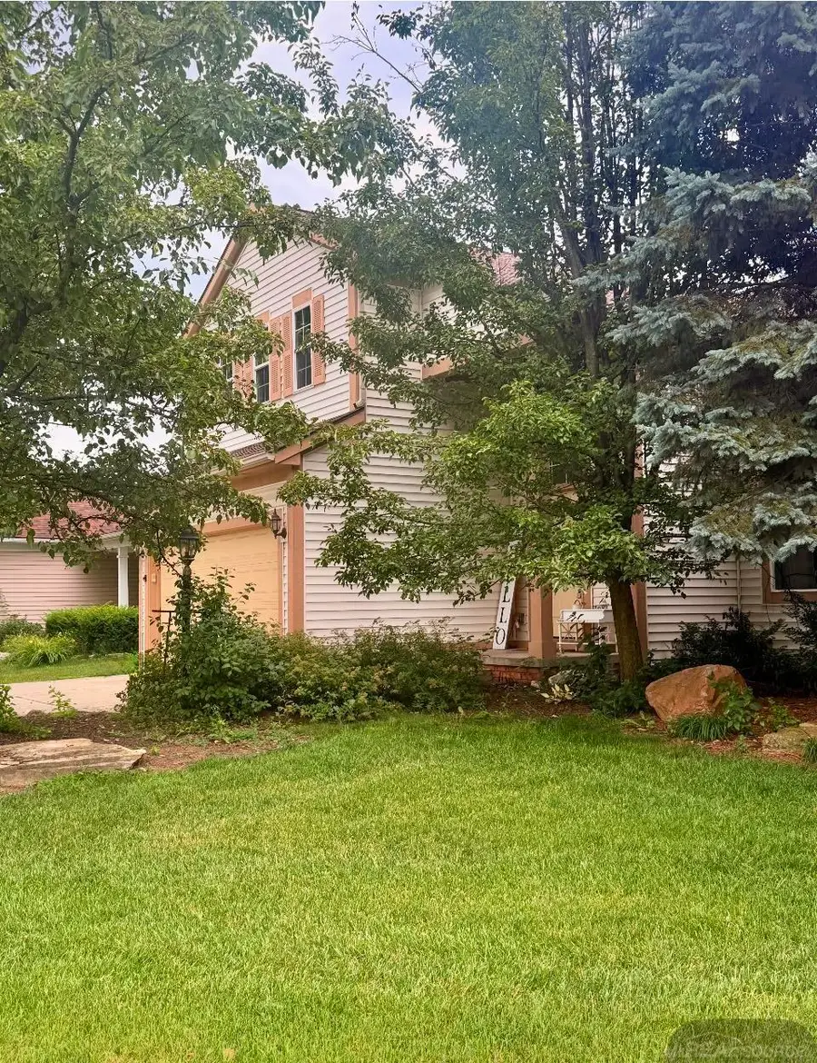 5137 Sandalwood Circle ST, Grand Blanc, MI 48439 - #3