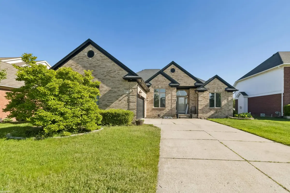 20351 Bannister DR, Macomb, MI 48044 - #1