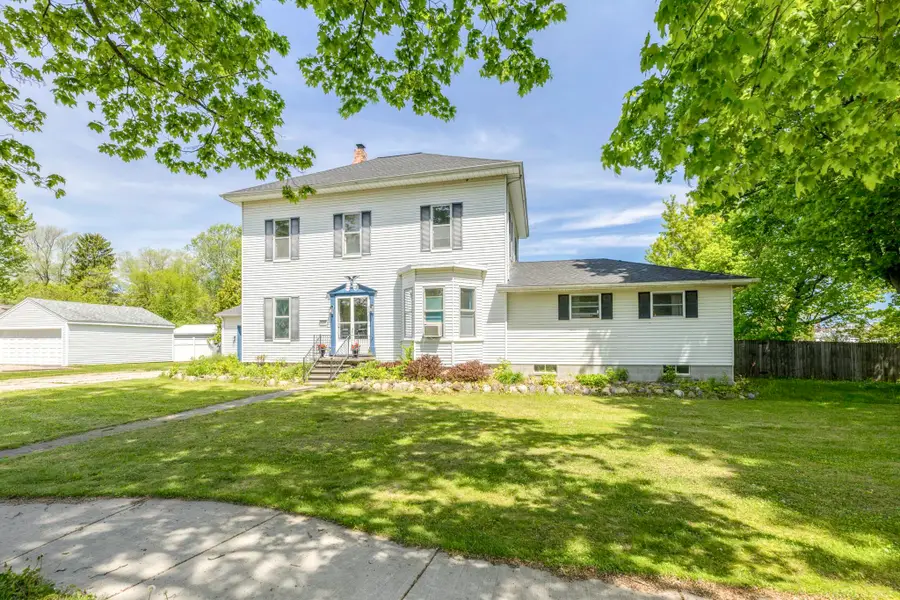 7197 Hubbard ST, Lexington, MI 48450 - #3