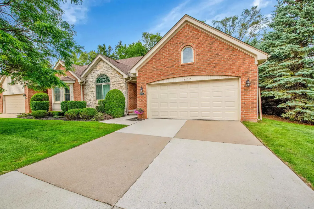 57016 Megan Dr DR, Washington, MI 48094 - #1