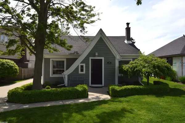 37915 Lakeshore DR, HarrisonTownship, MI 48045