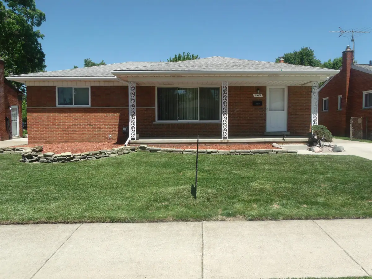8467 Darlene ST, Warren, MI 48093 - #1