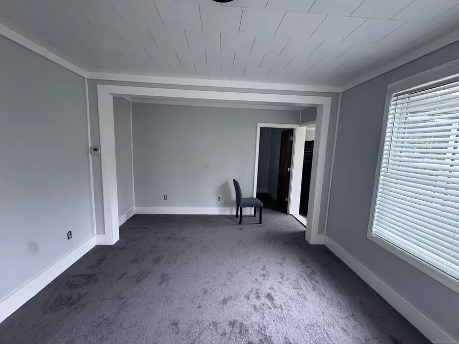 208 E Ridge ST, Ironwood, MI 49938 - #2