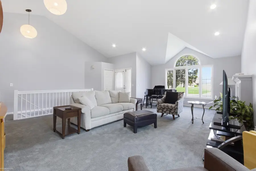 47153 W Mission Valley DR, Macomb, MI 48042 - #3