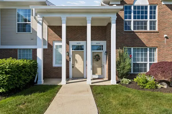 16805 Carriage WAY, Northville, MI 48168