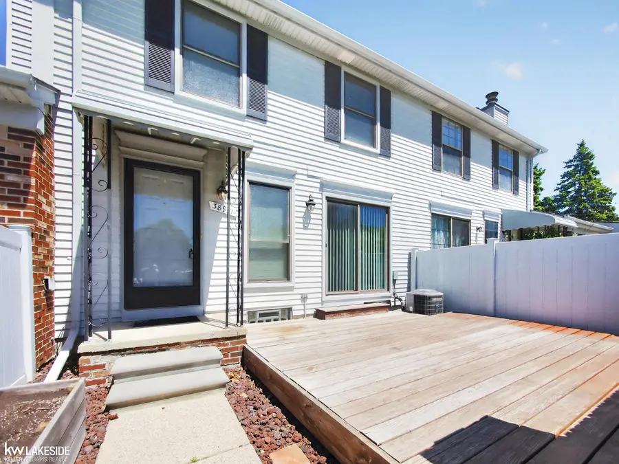 38951 E Golfview DR, Clinton Township, MI 48038 - #3