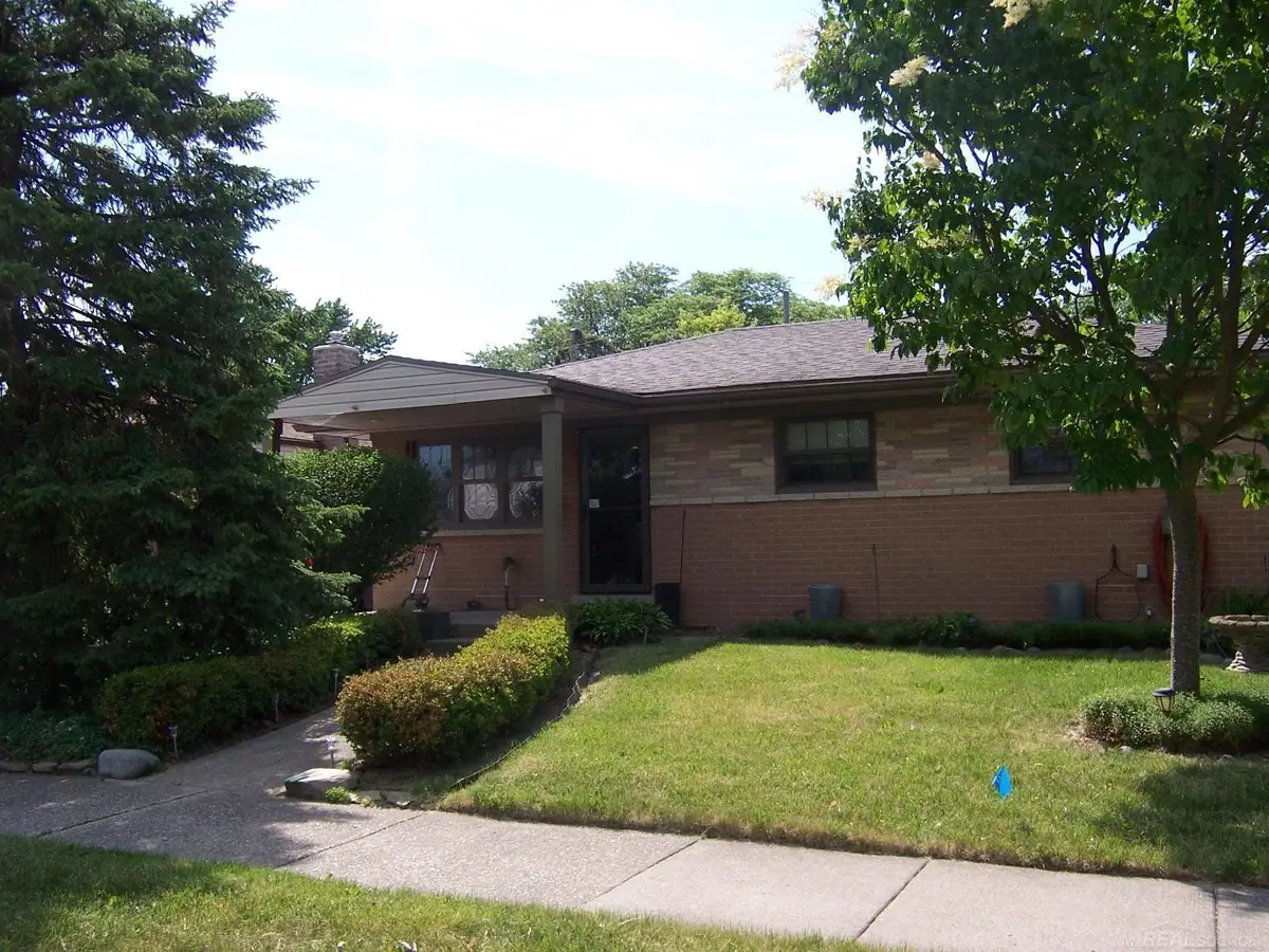 15959 Dugan ST, Roseville, MI 48066 - #1