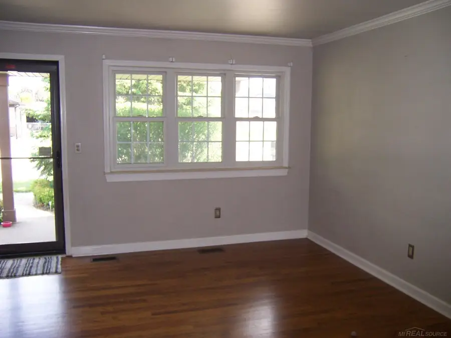 15959 Dugan ST, Roseville, MI 48066 - #3