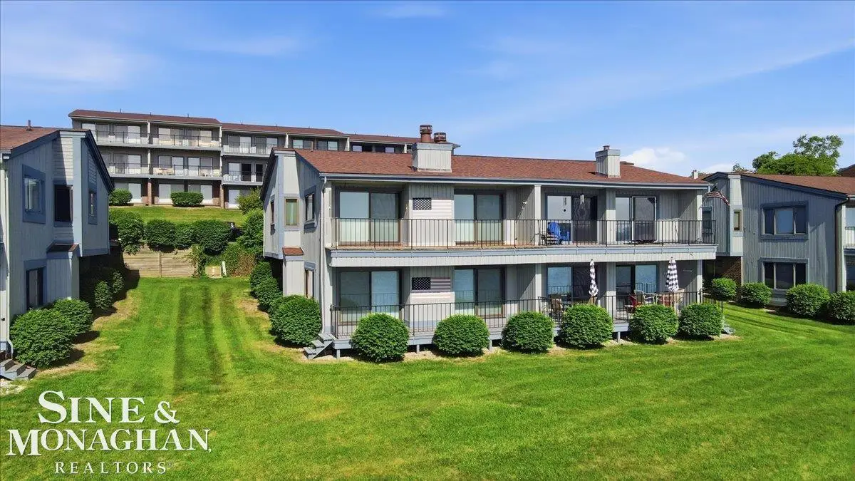 1715 River RD, Saint Clair, MI 48079 - #1