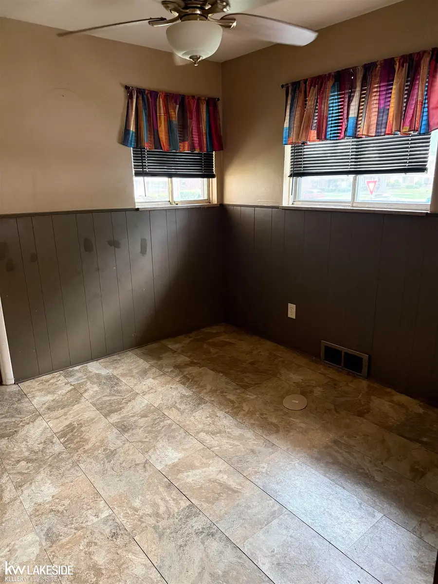 18601 Albion ST, Detroit, MI 48234 - #3
