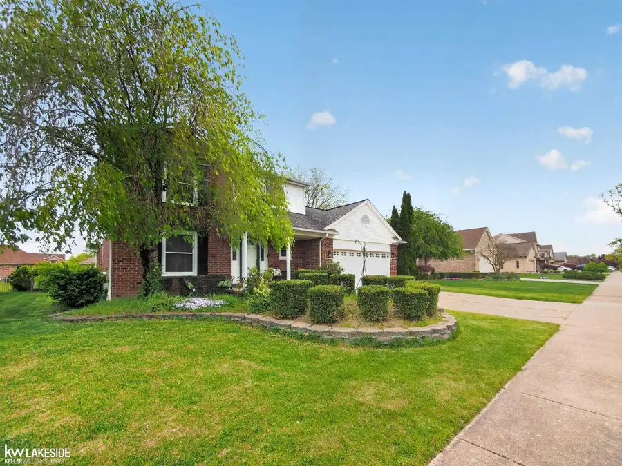 46027 Tally Ho DR, Macomb, MI 48044 - #3