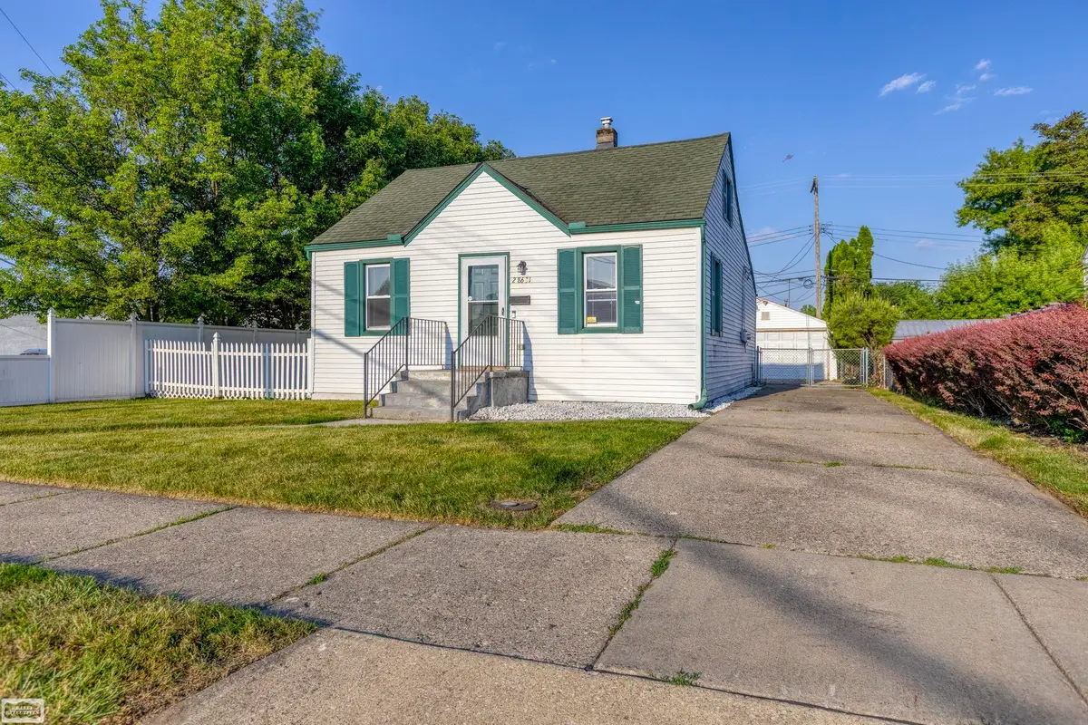 28631 Galloway ST, Roseville, MI 48066 - #1