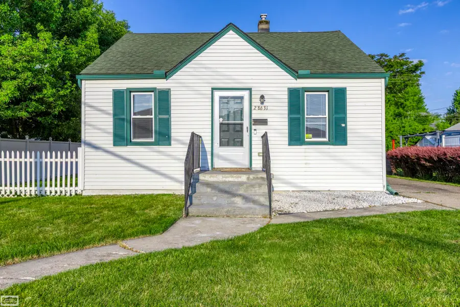 28631 Galloway ST, Roseville, MI 48066 - #2