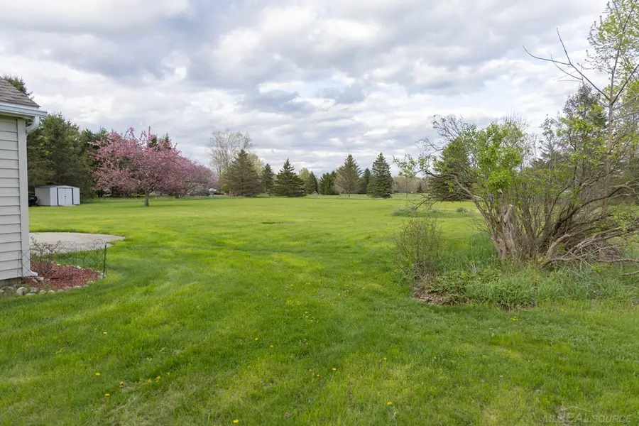 8440 Bridge Lake RD, Clarkston, MI 48348 - #2