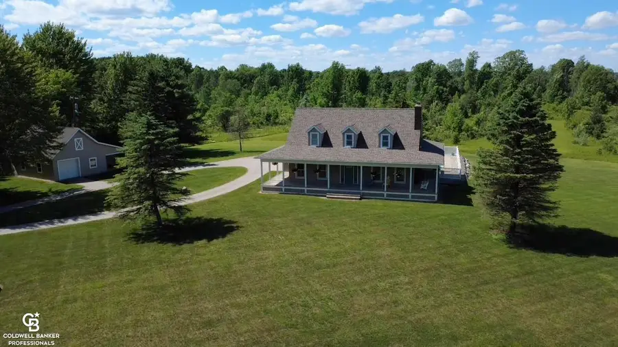 9660 Brandon RD, Avoca, MI 48006 - #2