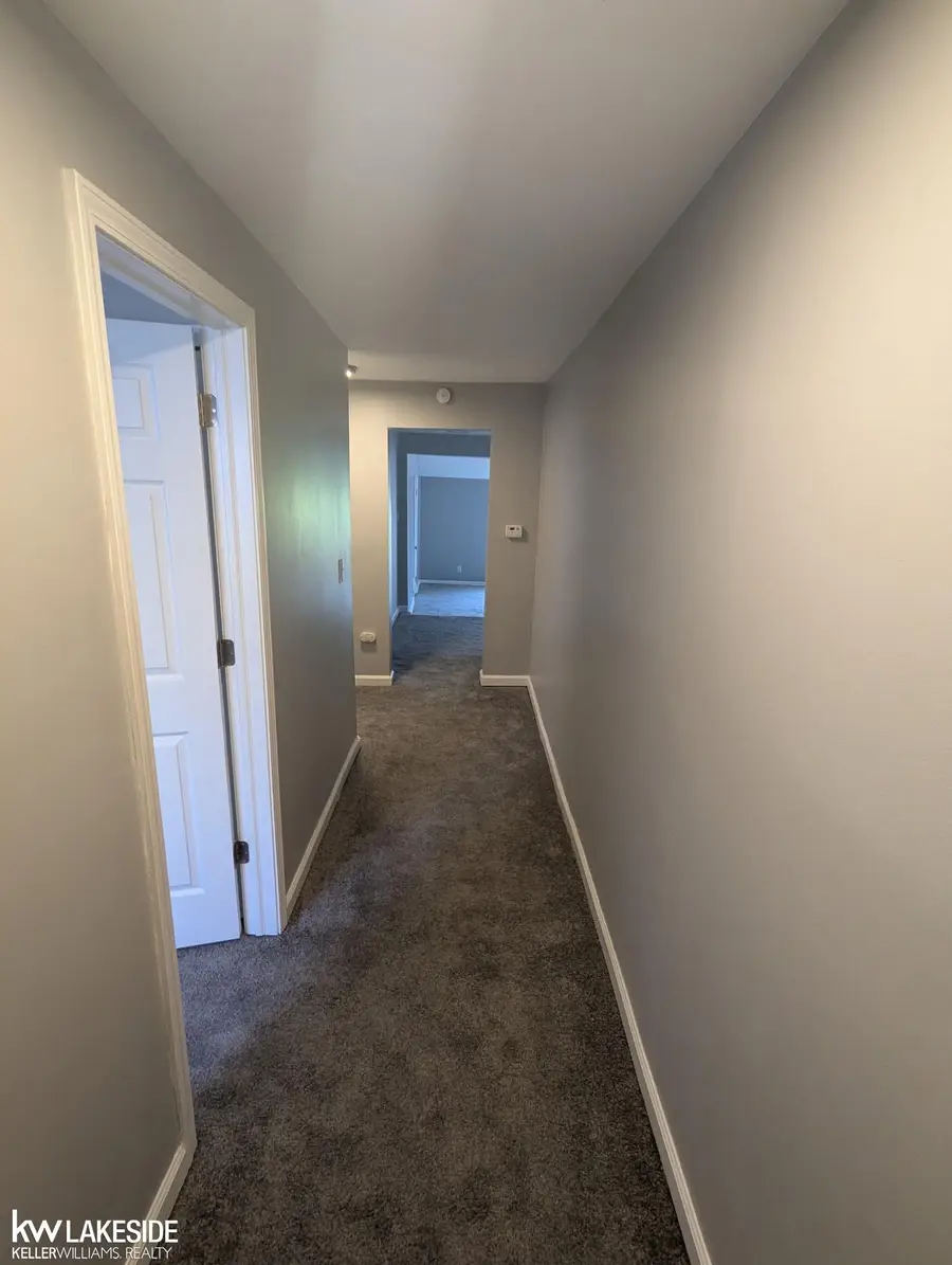 38204 Main ST, New Baltimore, MI 48047 - #3