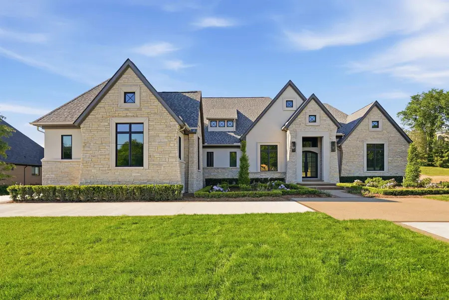5803 Cotswold DR, Washington, MI 48094 - #3